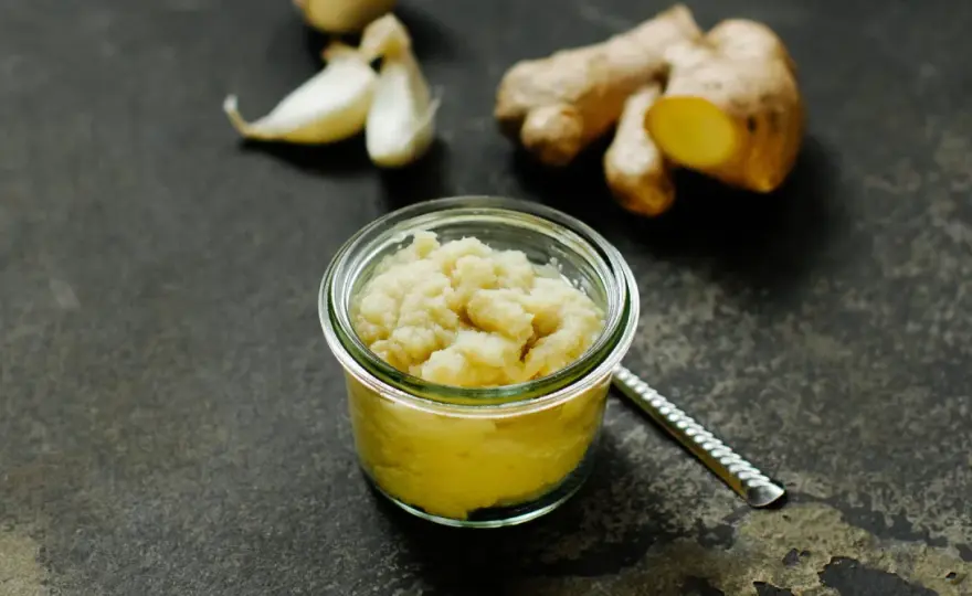 Ingwer-Knoblauch-Paste - die beste Basis für Wok und Saucen