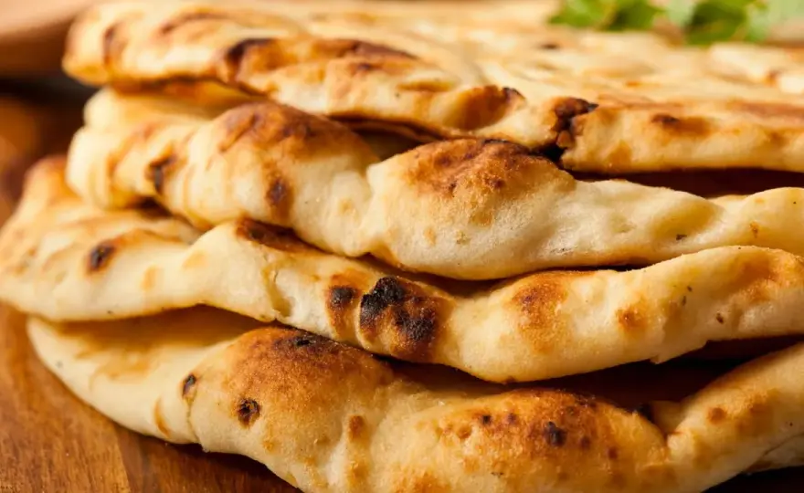Naan selbst machen - Tandoor, Pfanne und Roti im Vergleich
