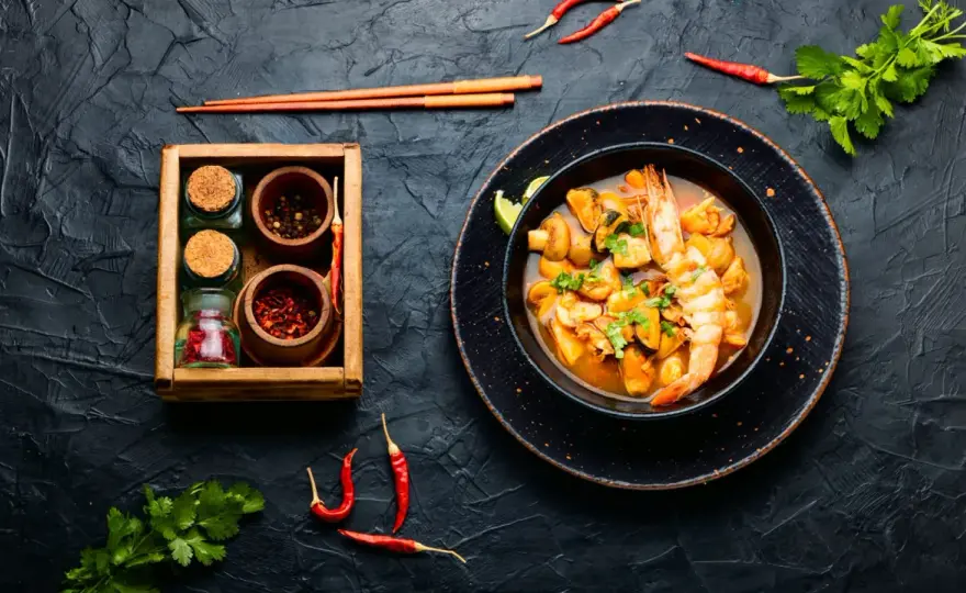 Fischsauce richtig verwenden - Tipps für mehr Umami