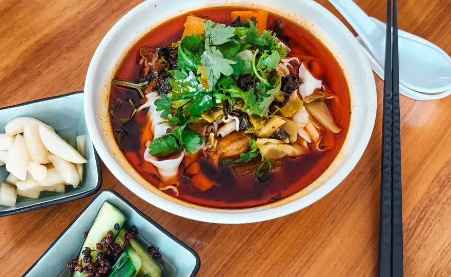 Taiwanische Rindernudelsuppe selbst kochen - so gelingt sie