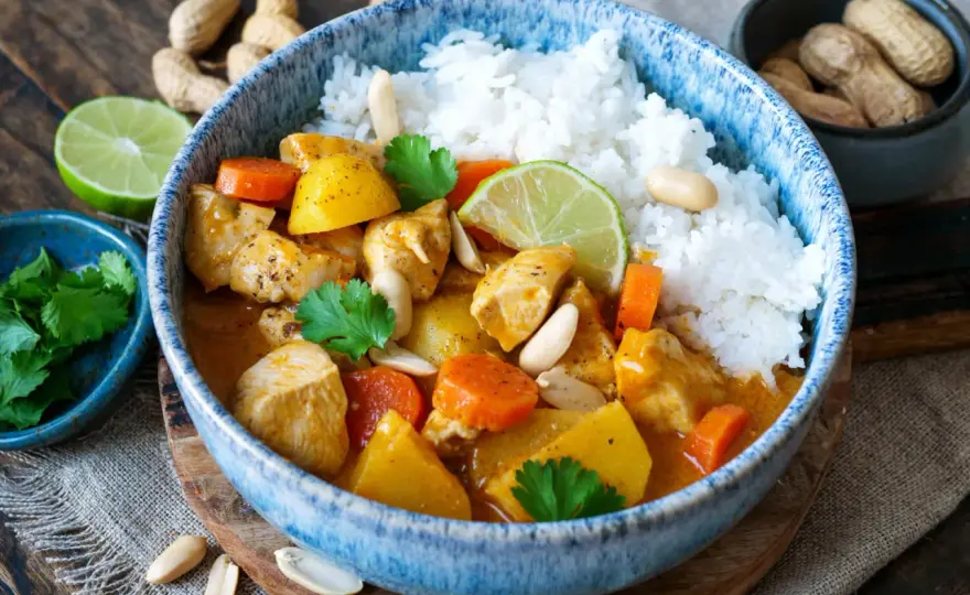 Massaman-Sauce richtig zubereiten - cremig, mild und aromatisch