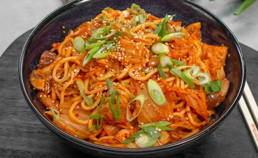 Kimchi-Ramen in 20 Minuten mit viel Geschmack